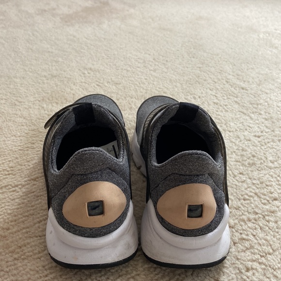 Wmns Sock Dart SE 'Vachetta Tan' - Picture 3 of 4